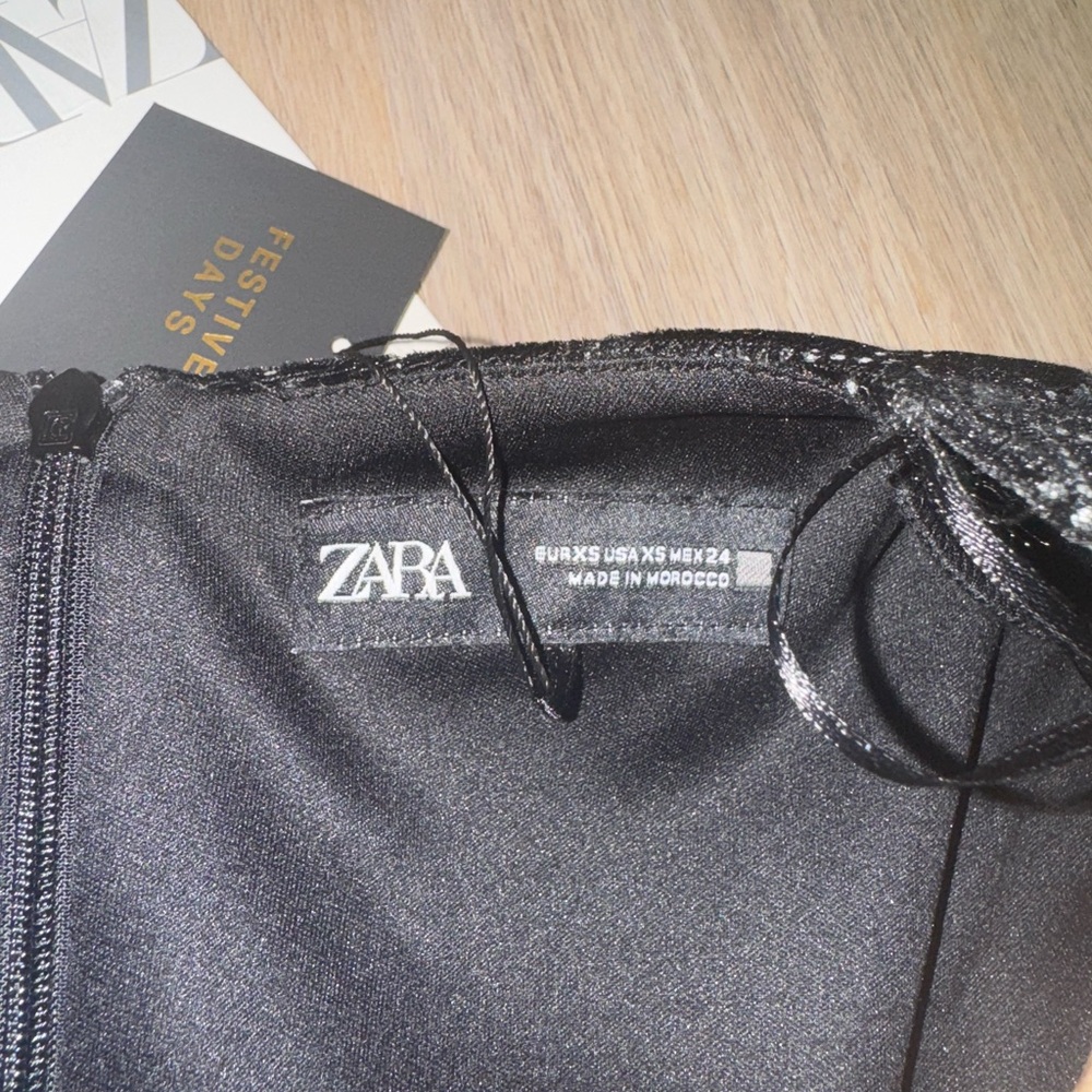 Zara Black & Silver Glittery Velvet Long Sleeve Dress - Size XS - Picture 5 of 8